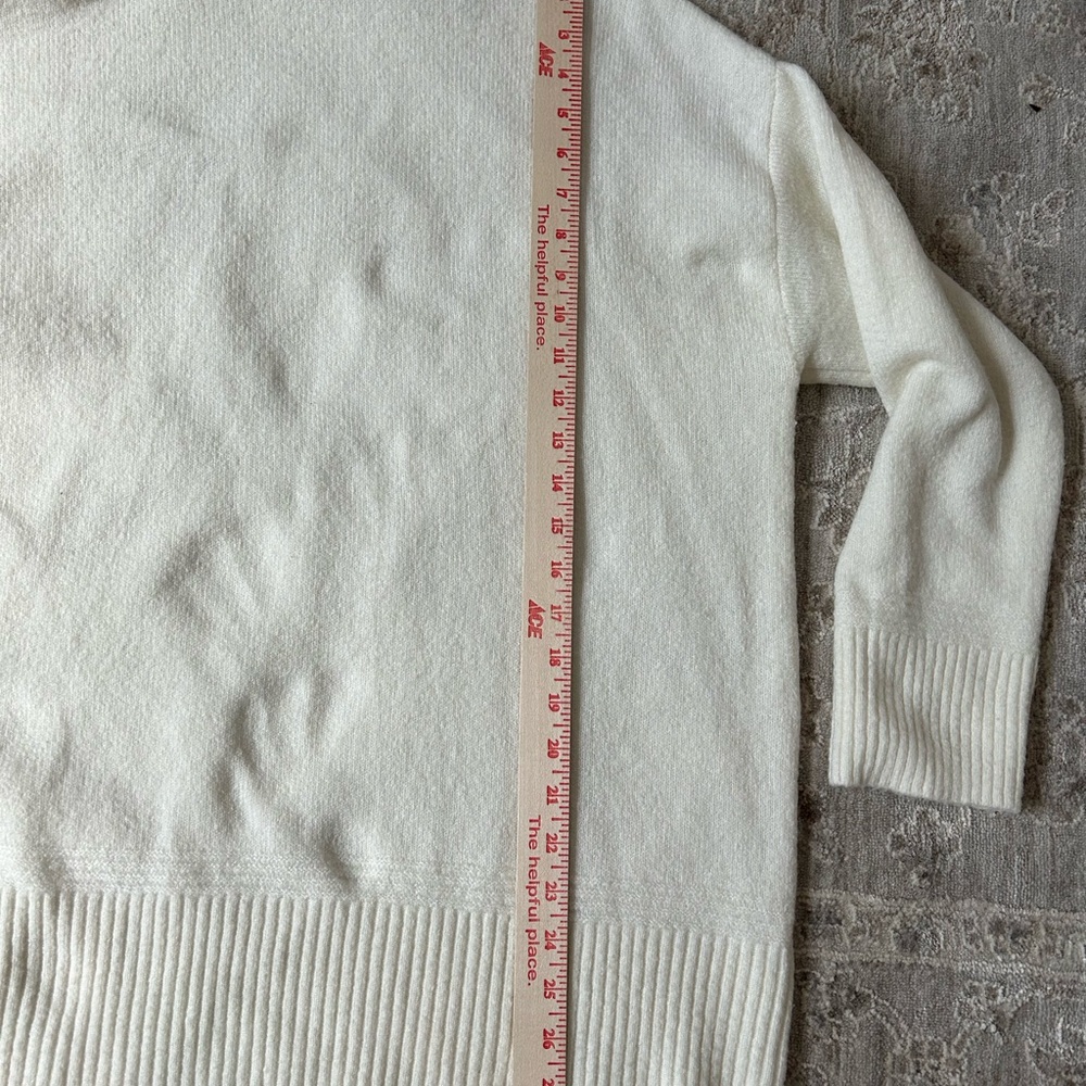 Womens MNG Wool Blend Medium Ivory Turtle Neck Sweater Boho Elegant Minimalist - Picture 8 of 8